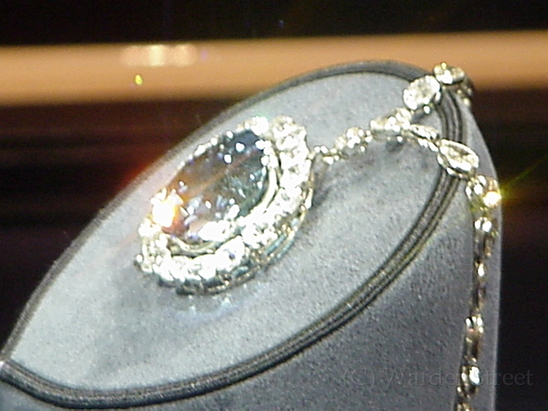 Hope Diamond 2.jpg